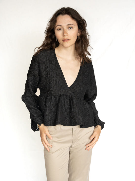 Haut Aritzia